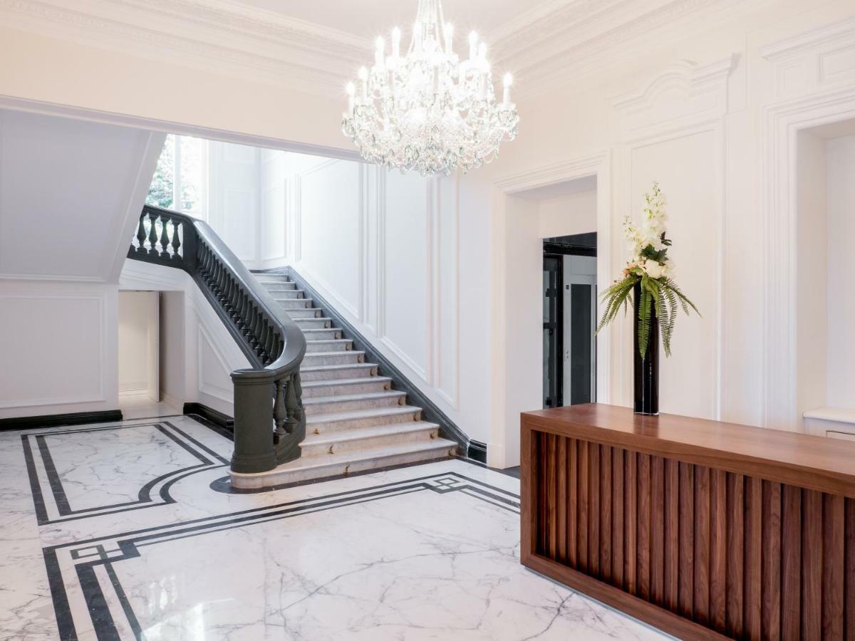 Genesis Hotel